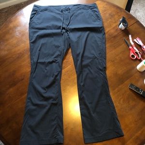 Black hiking pants
